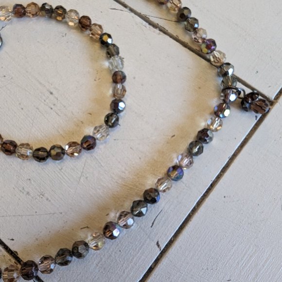 Beautiful Crystal Necklace & Bracelet - Picture 7 of 11